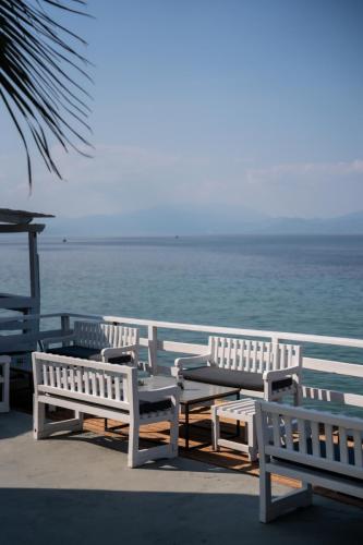 BW-boho-resort-hotel-relax-by-the-beach (1)